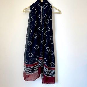 Navy burgundy white scarf